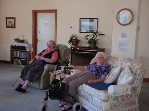 The small lounge